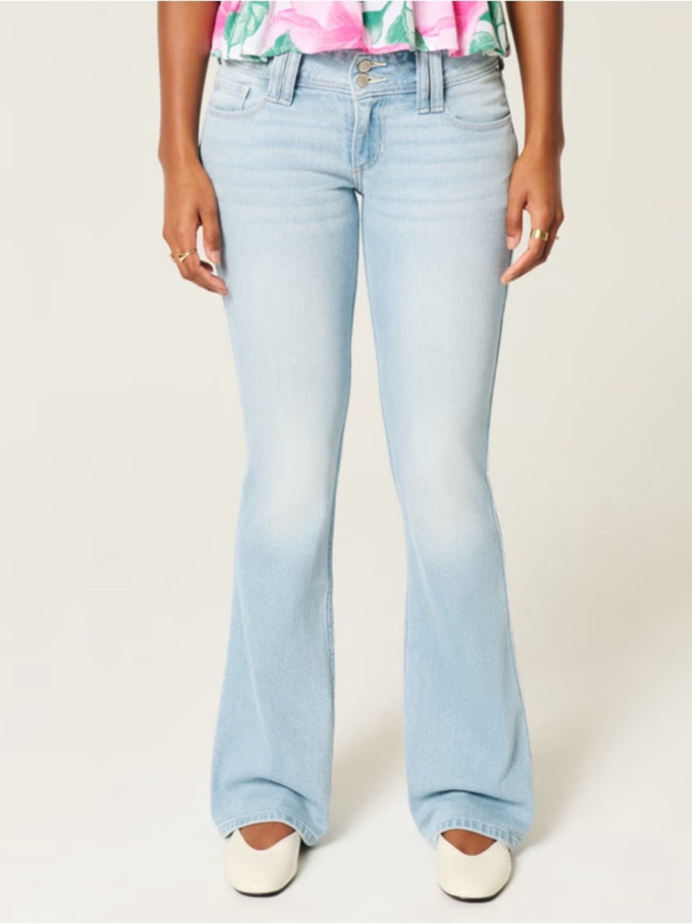 Hollister Light Wash Low Rise Boot Jeans - Picture 3 of 7